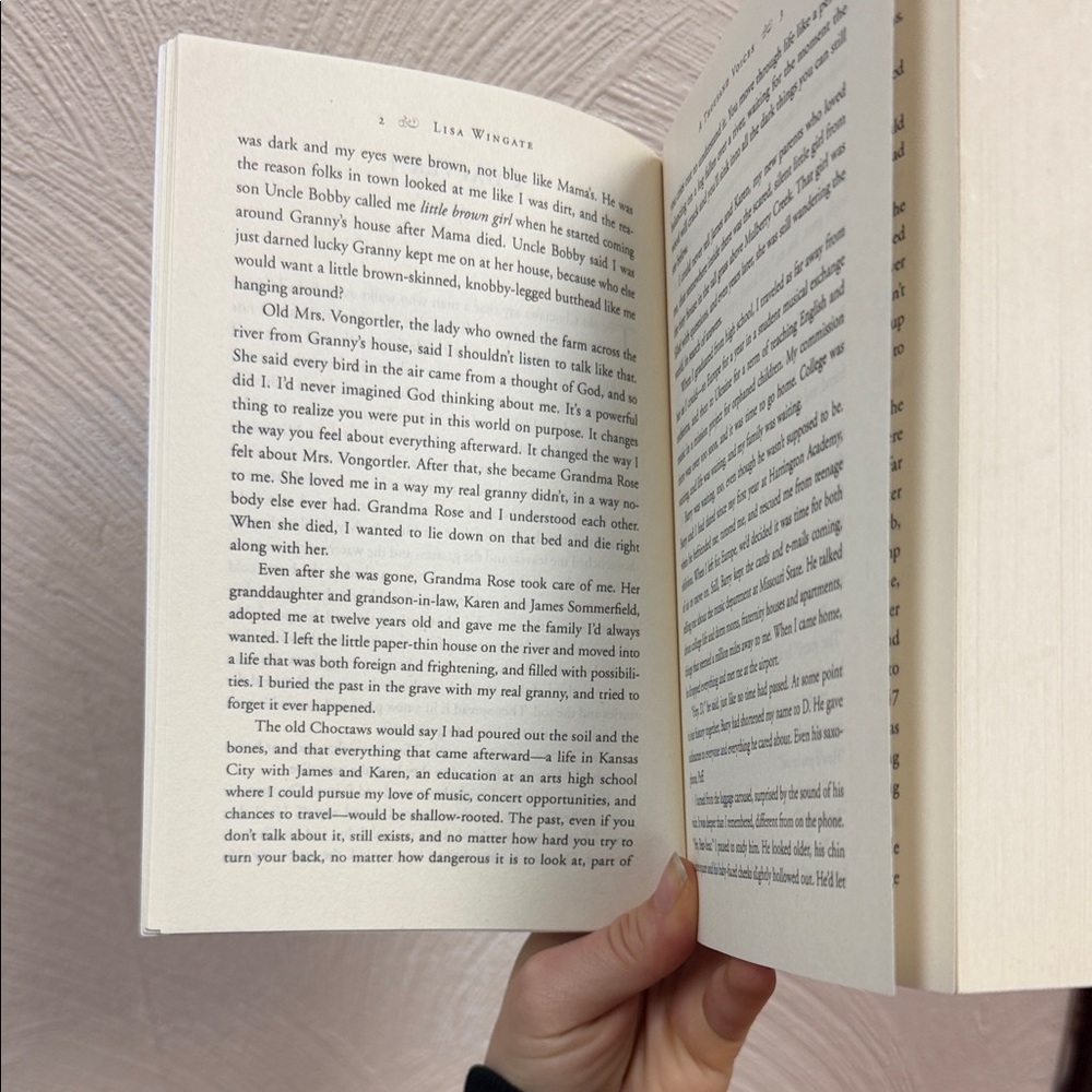 A Thousand Voices by Lisa Wingate Paperback - Picture 9 of 16